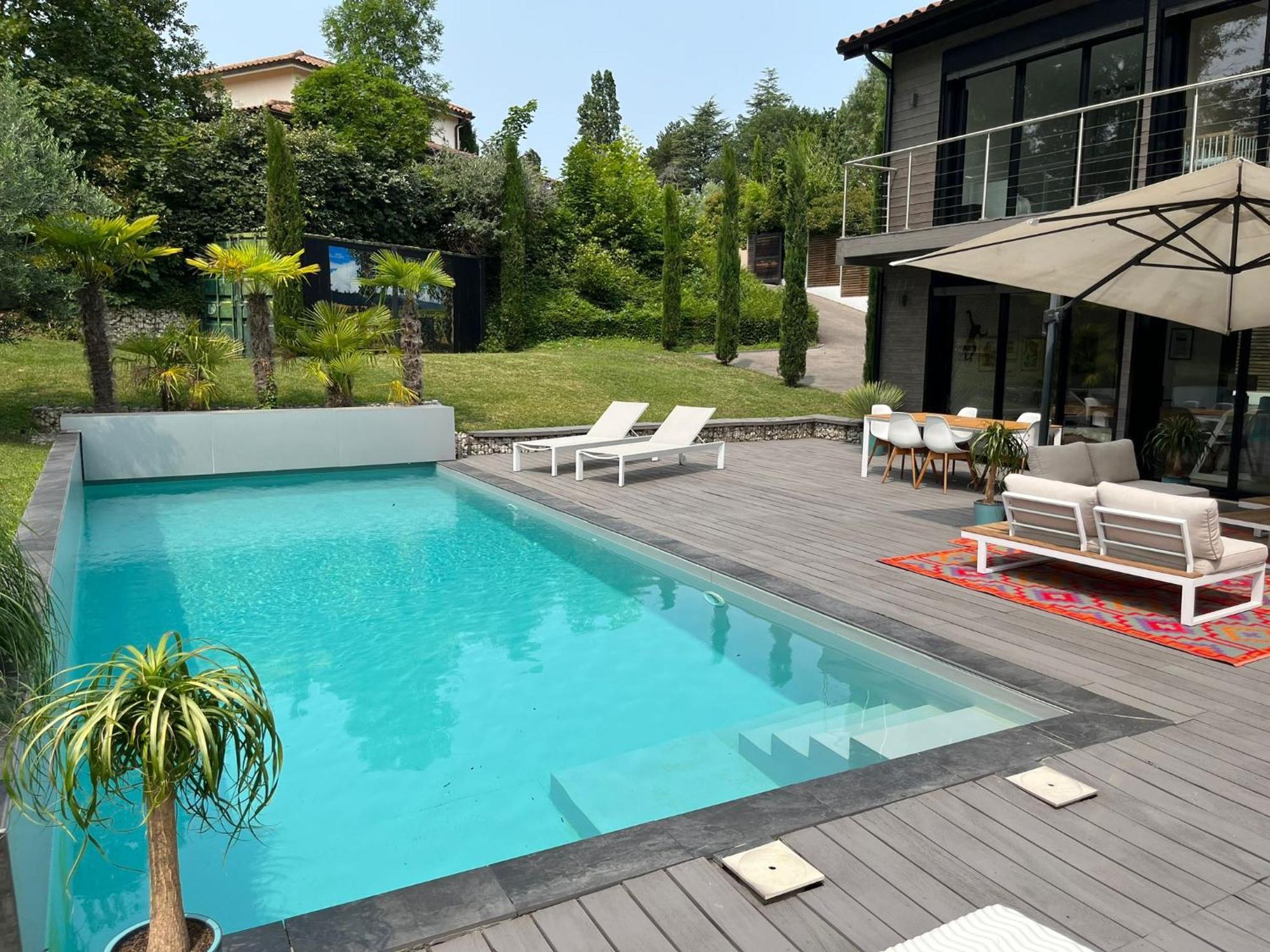 Villa Piscine A Proximite De Lyon Chaponost Extérieur photo